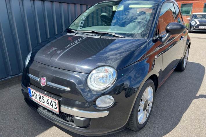 Sort Fiat 500 fra 2015