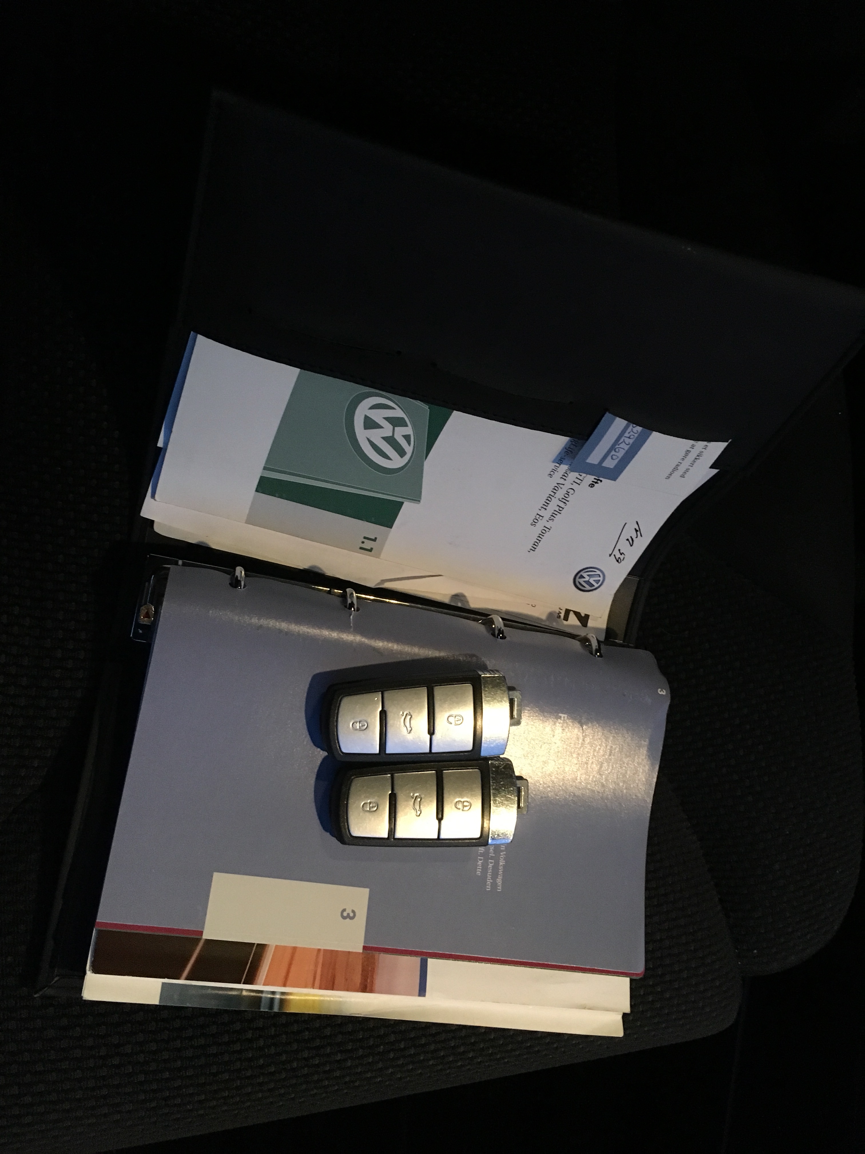 Sort VW Passat fra 2007