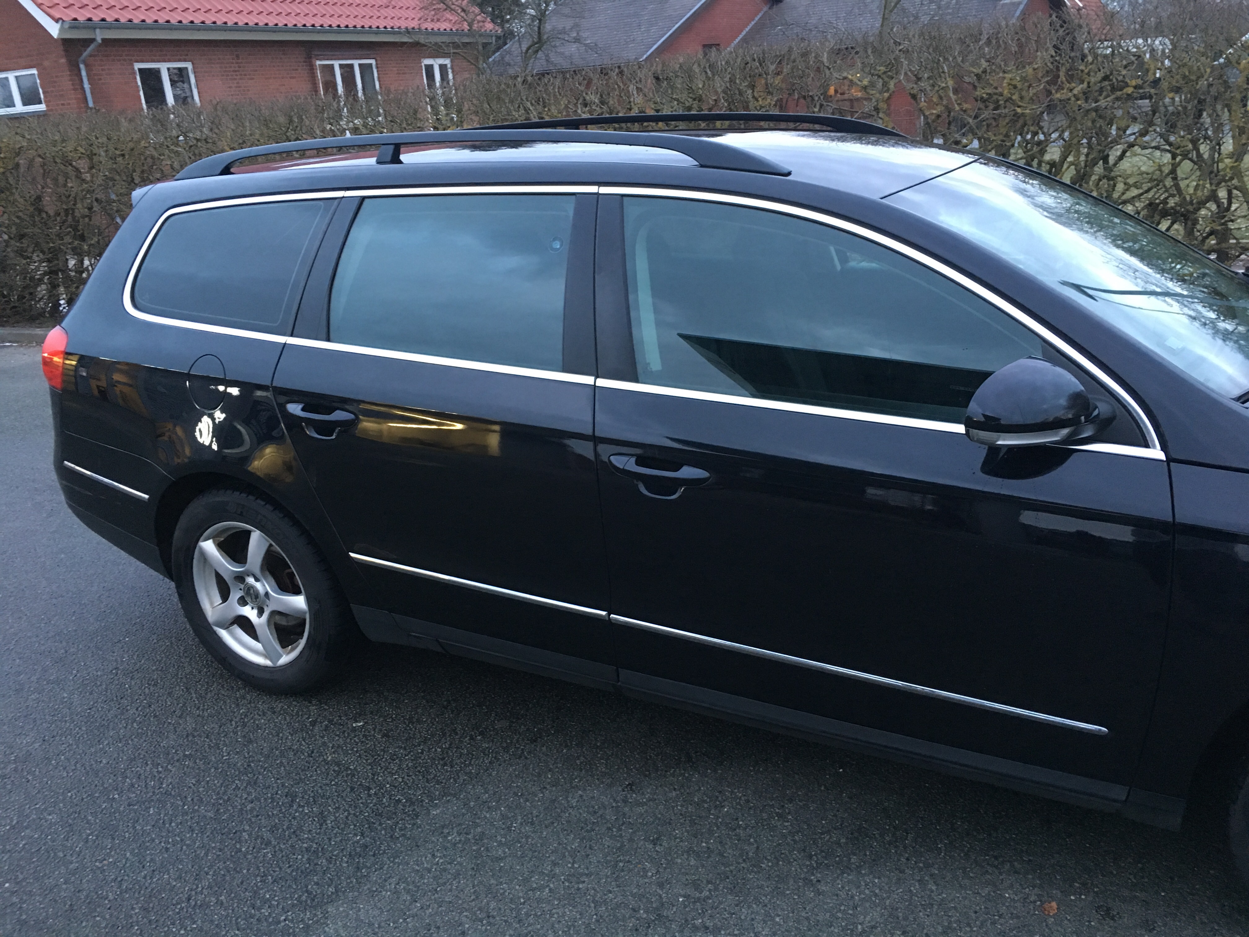 Sort VW Passat fra 2007