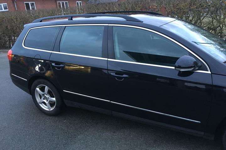 Sort VW Passat fra 2007