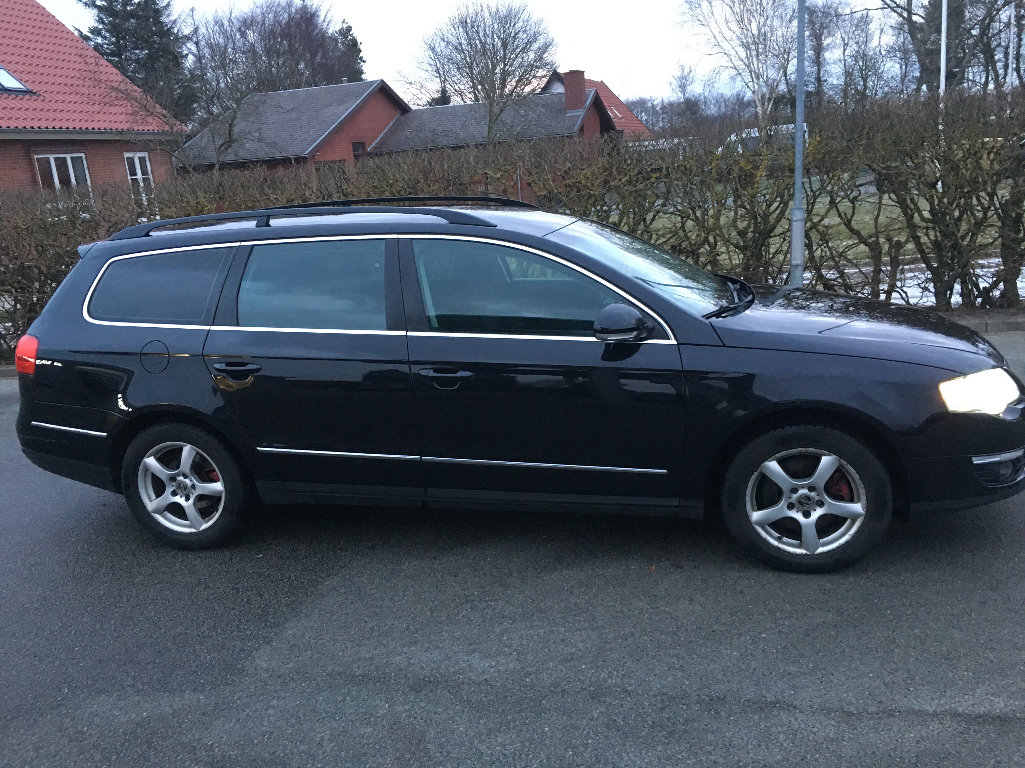 Sort VW Passat fra 2007