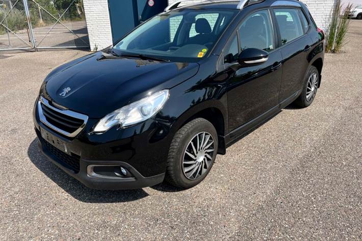 Grå Peugeot 2008 fra 2014