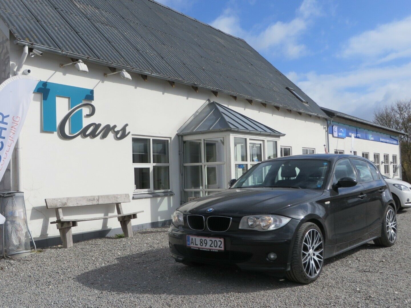 Grå BMW 118i fra 2007