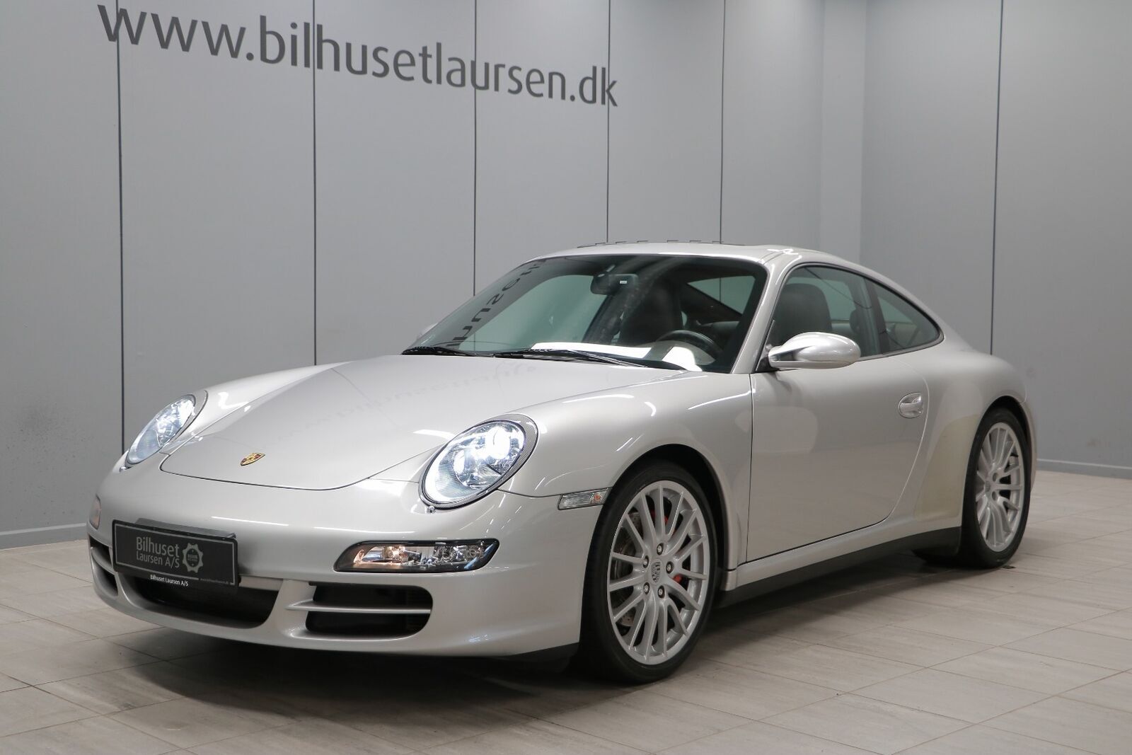 Grå Porsche 911 Carrera 4S fra 2007