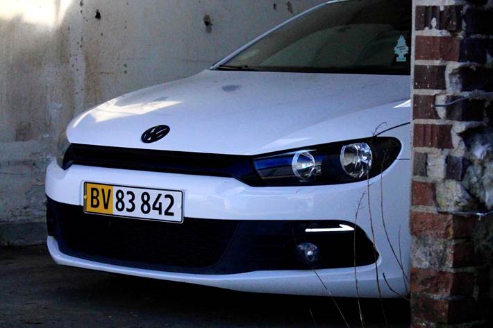 Hvid VW Scirocco fra 2009