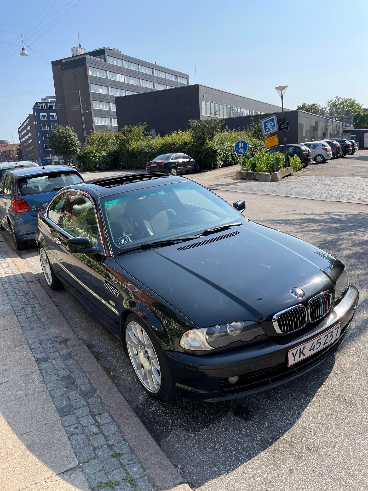 undefined BMW 318 fra 2001