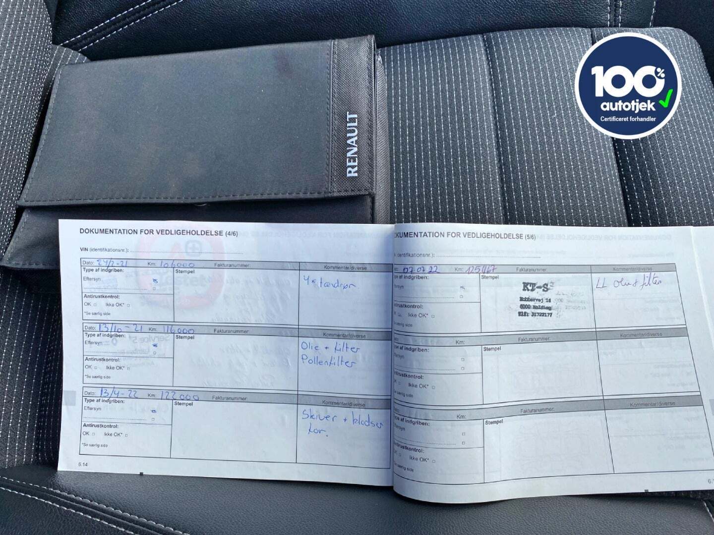Blå Renault Megane III fra 2015