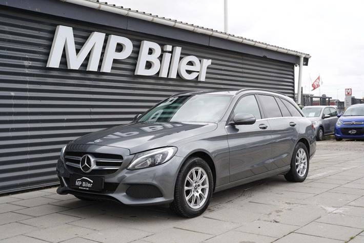 Grå Mercedes C220 d fra 2018
