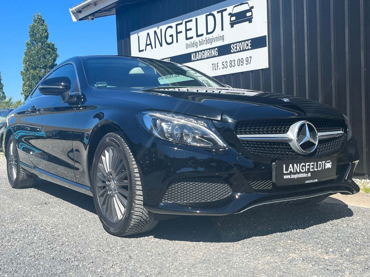 Sort Mercedes C200 fra 2016