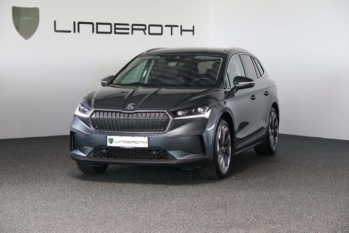 Grå Skoda Enyaq fra 2021