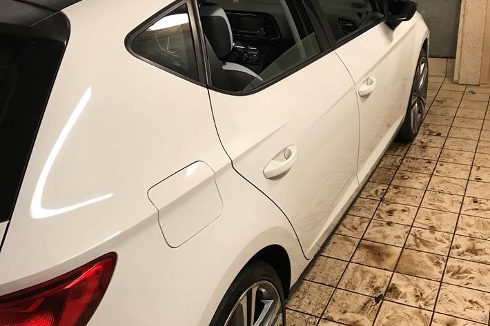 Hvid Seat Leon fra 2013