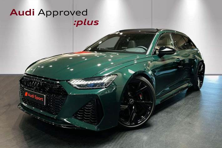Grøn Audi RS6 fra 2022