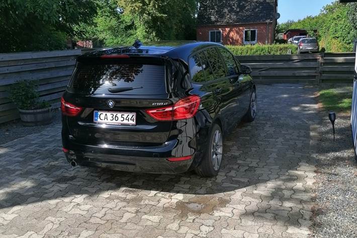 Sort BMW 2-Serie fra 2016