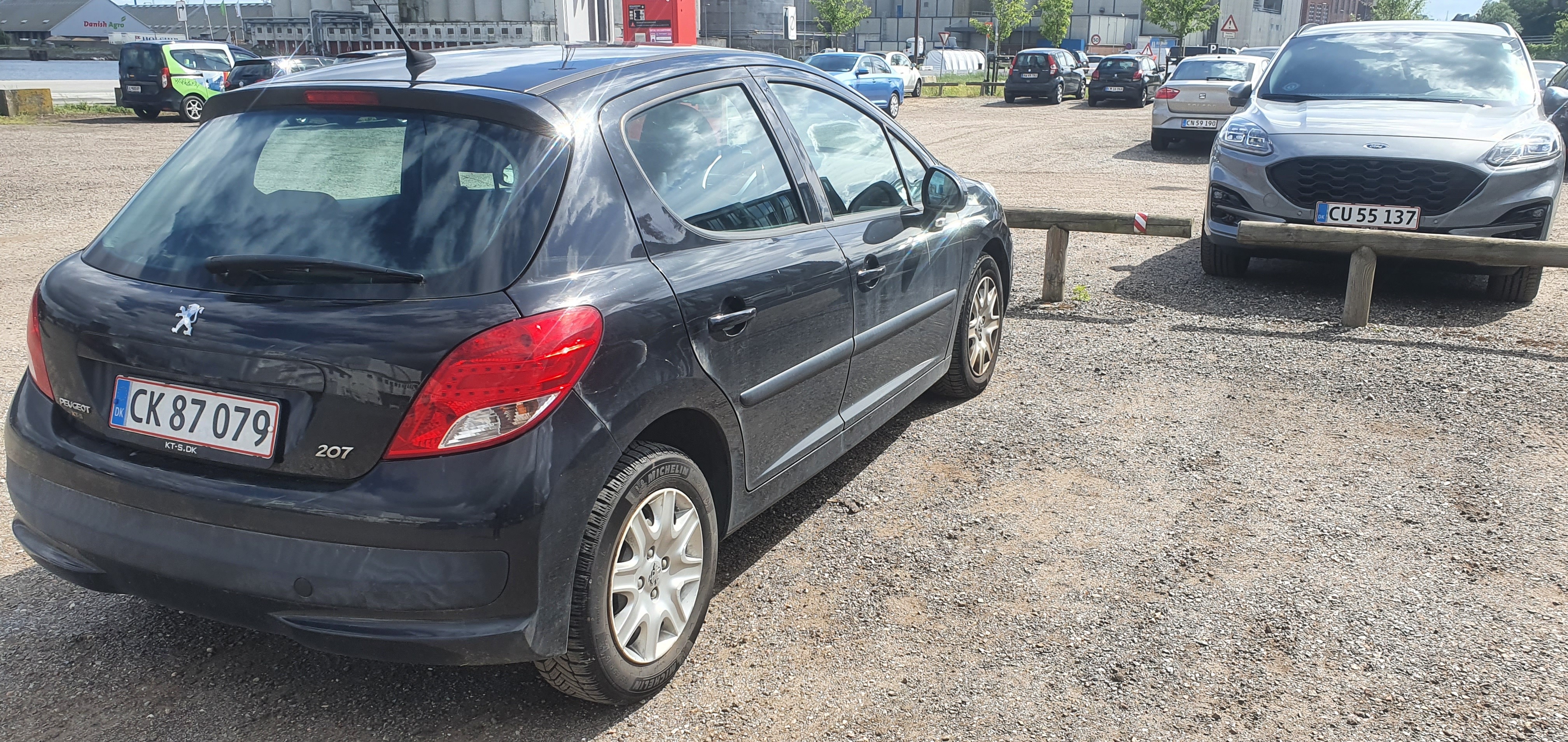 undefined Peugeot 207 fra 2010