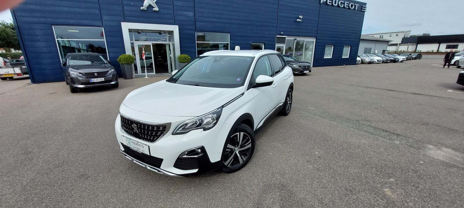 Guide til Peugeot 3008 1.6 BlueHDi 120 Allure (Årgang 10/2016 - 10/2017)