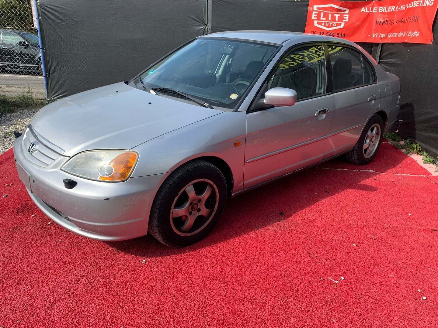 Hvid Honda Civic fra 2001
