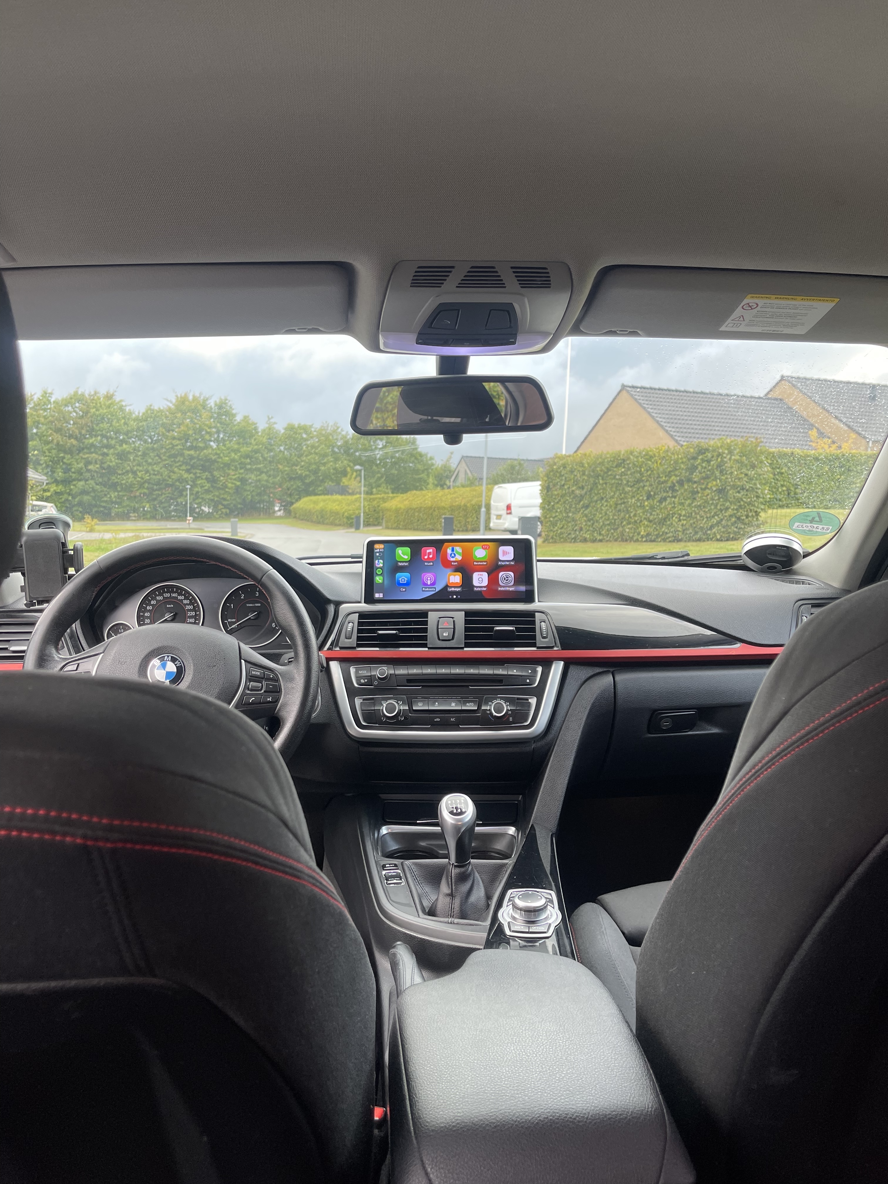 Hvid BMW 316 fra 2012