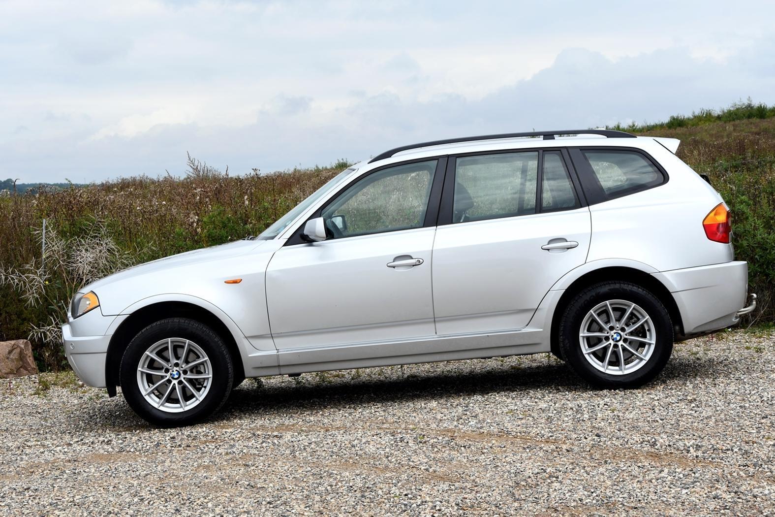 Grå BMW X3 fra 2006
