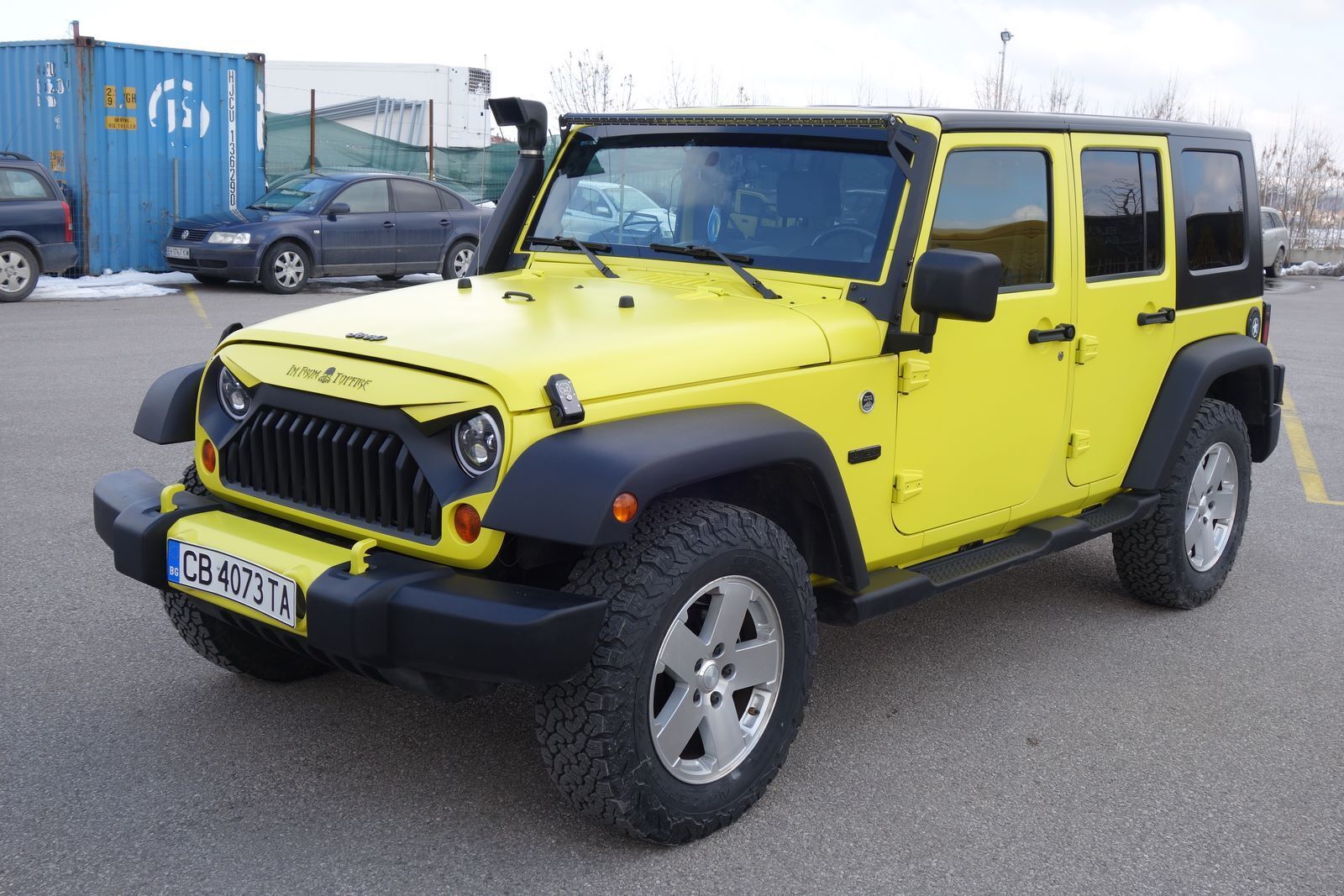 Gul Jeep Wrangler fra 2008