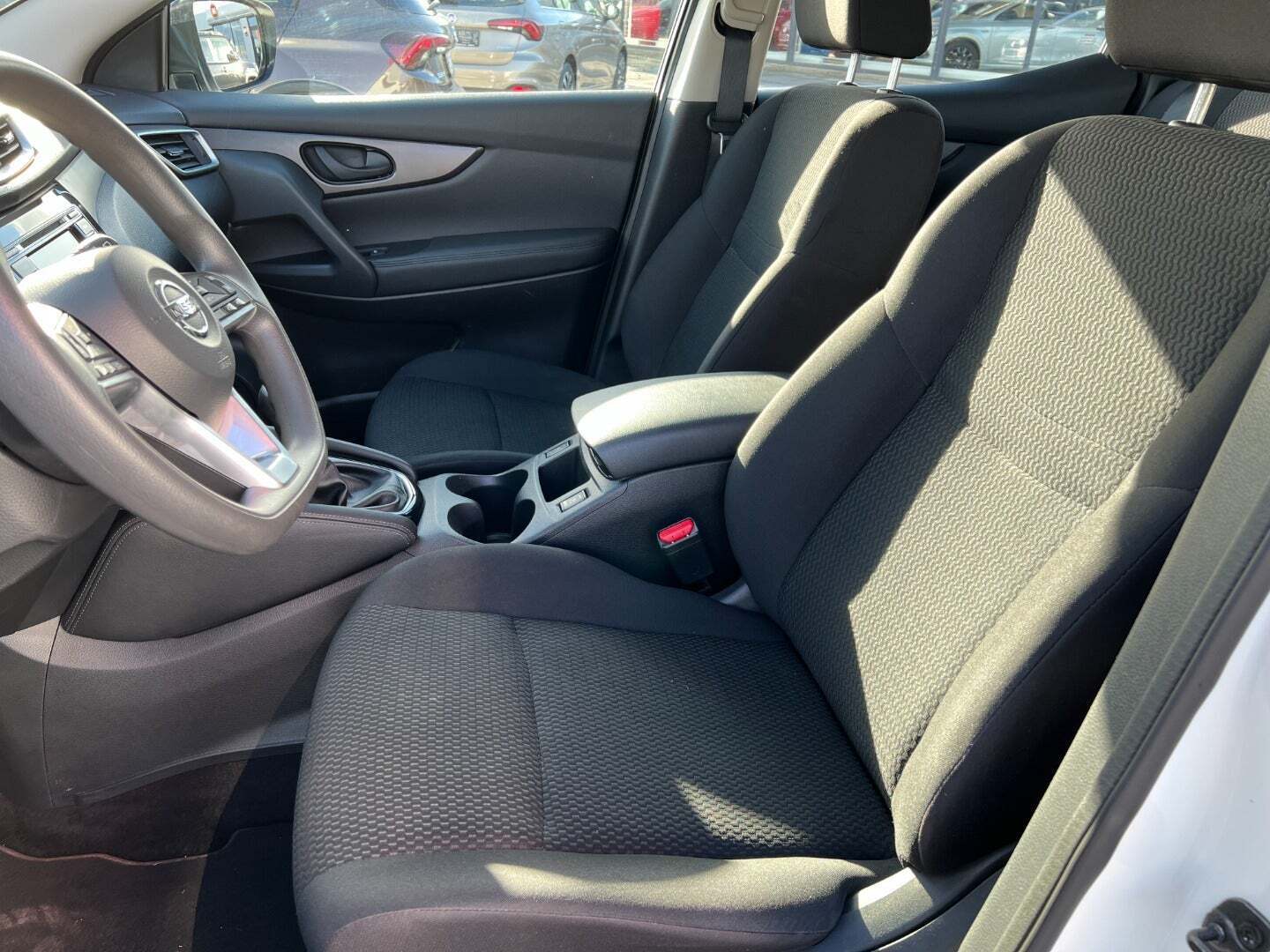 Hvid Nissan Qashqai fra 2019