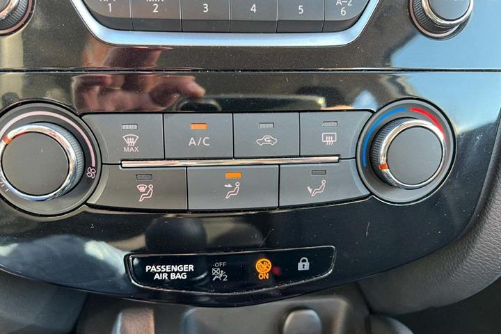 Hvid Nissan Qashqai fra 2019