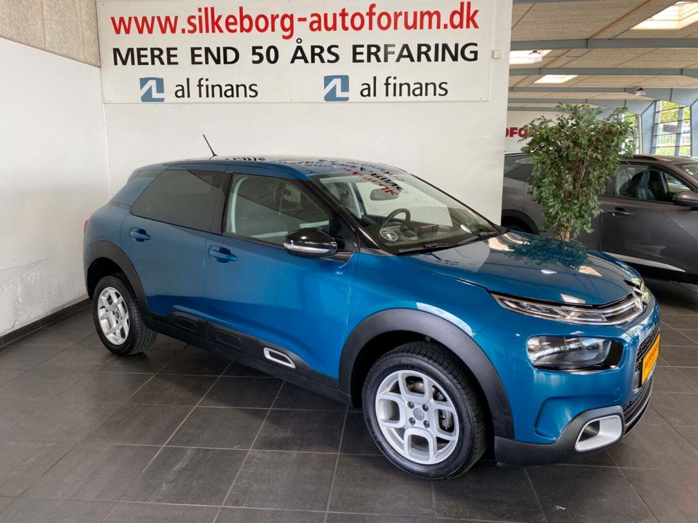 Opdage klodset Være Citroën C4 Cactus 1,5 BlueHDi 100 SkyLine Van - 87.900 kr