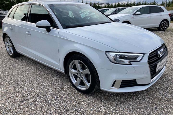 Hvid Audi A3 fra 2018
