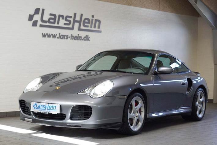 Grå Porsche 911 Turbo fra 2002