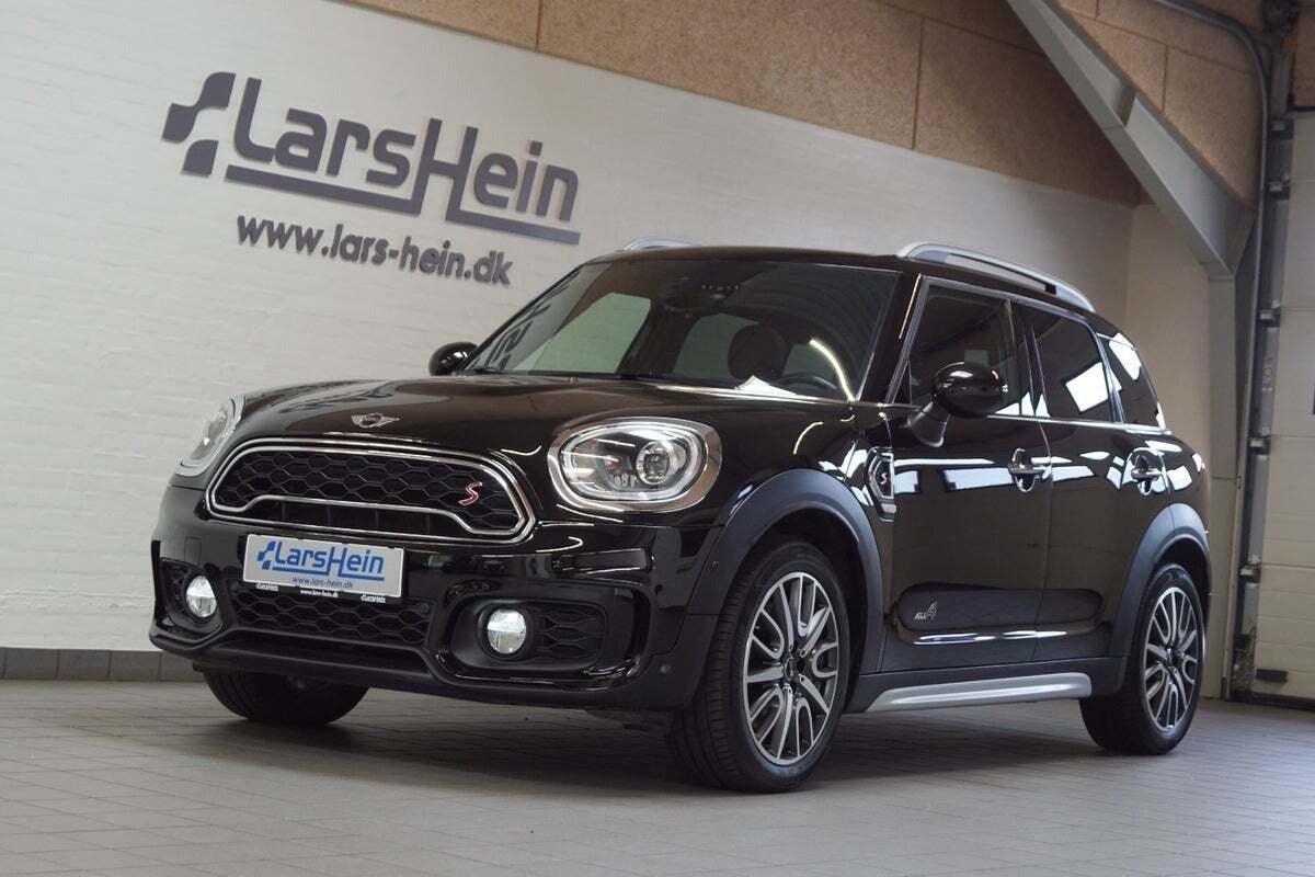 Guide til MINI Countryman Cooper D (Årgang 02/2017 - 03/2018)