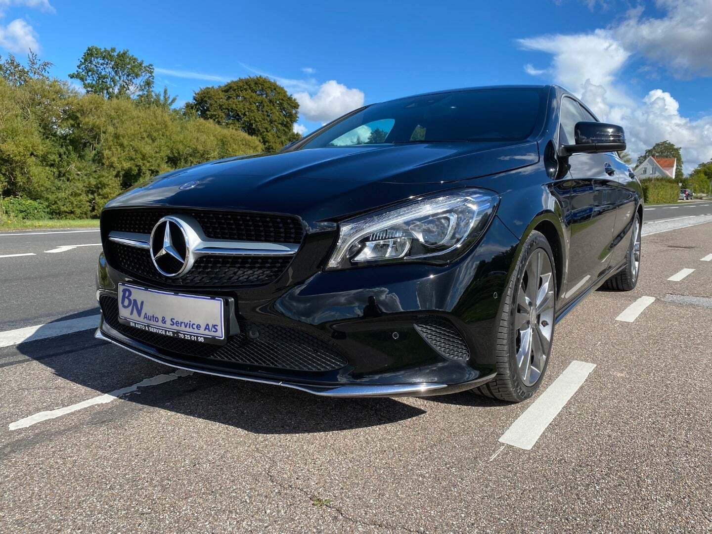 Sort Mercedes CLA200 d fra 2017