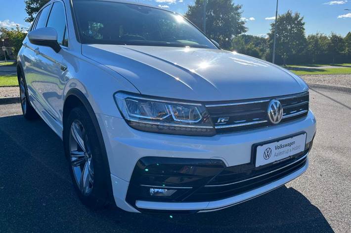 Grå VW Tiguan fra 2018