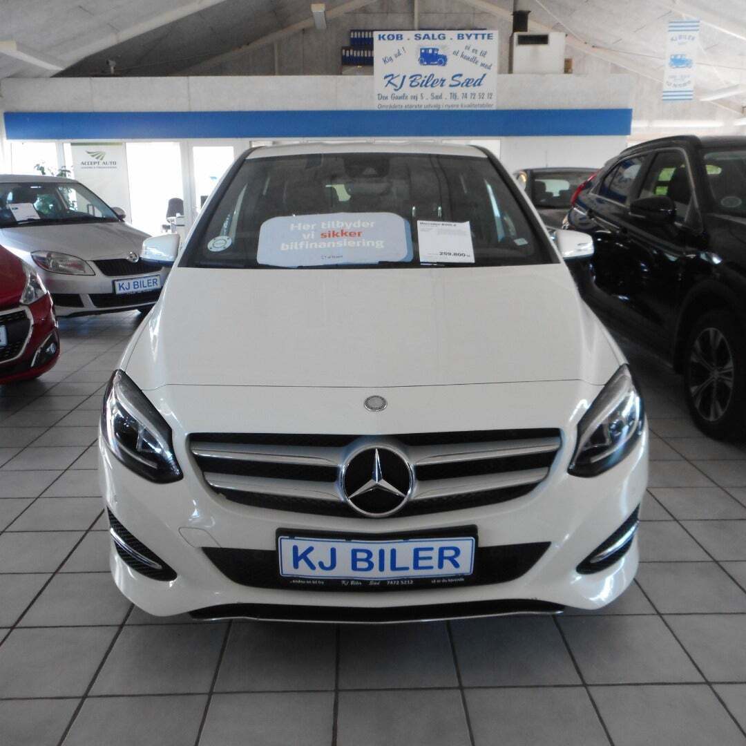 undefined Mercedes B200 d fra 2016 set udefra