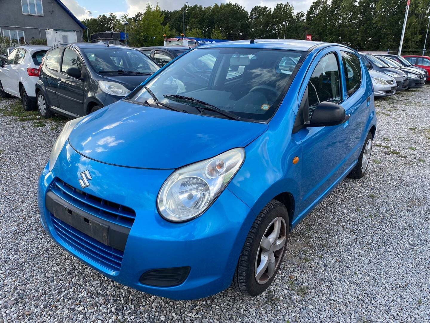 Hvid Suzuki Alto fra 2011