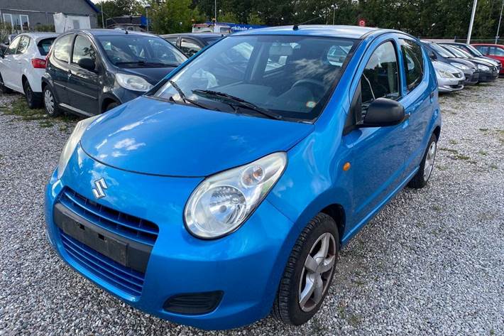 Hvid Suzuki Alto fra 2011