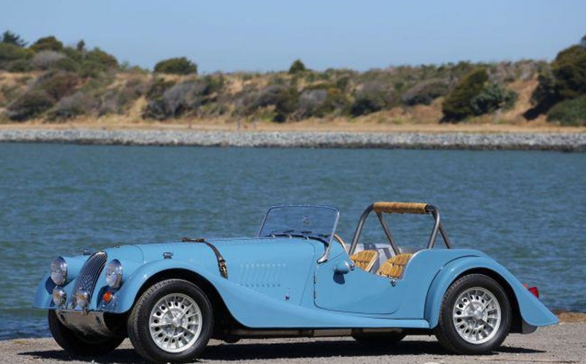 Blå Morgan Plus 8 fra 1968