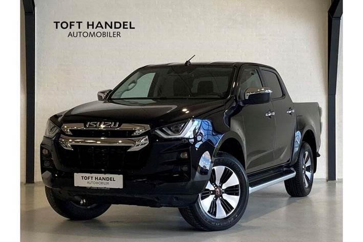 Sort Nissan Navara fra 2021