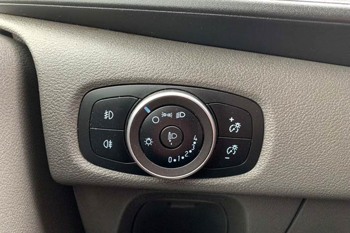 Hvid Ford Transit Custom 280 L1 fra 2019