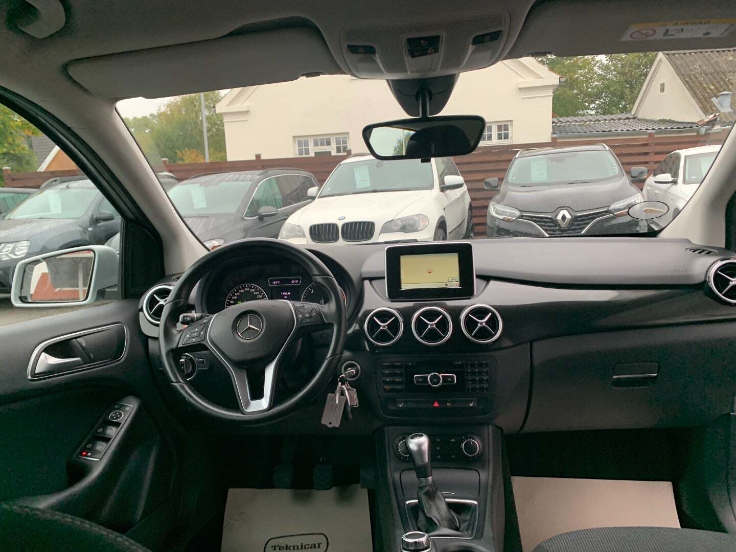 Mercedes B180
