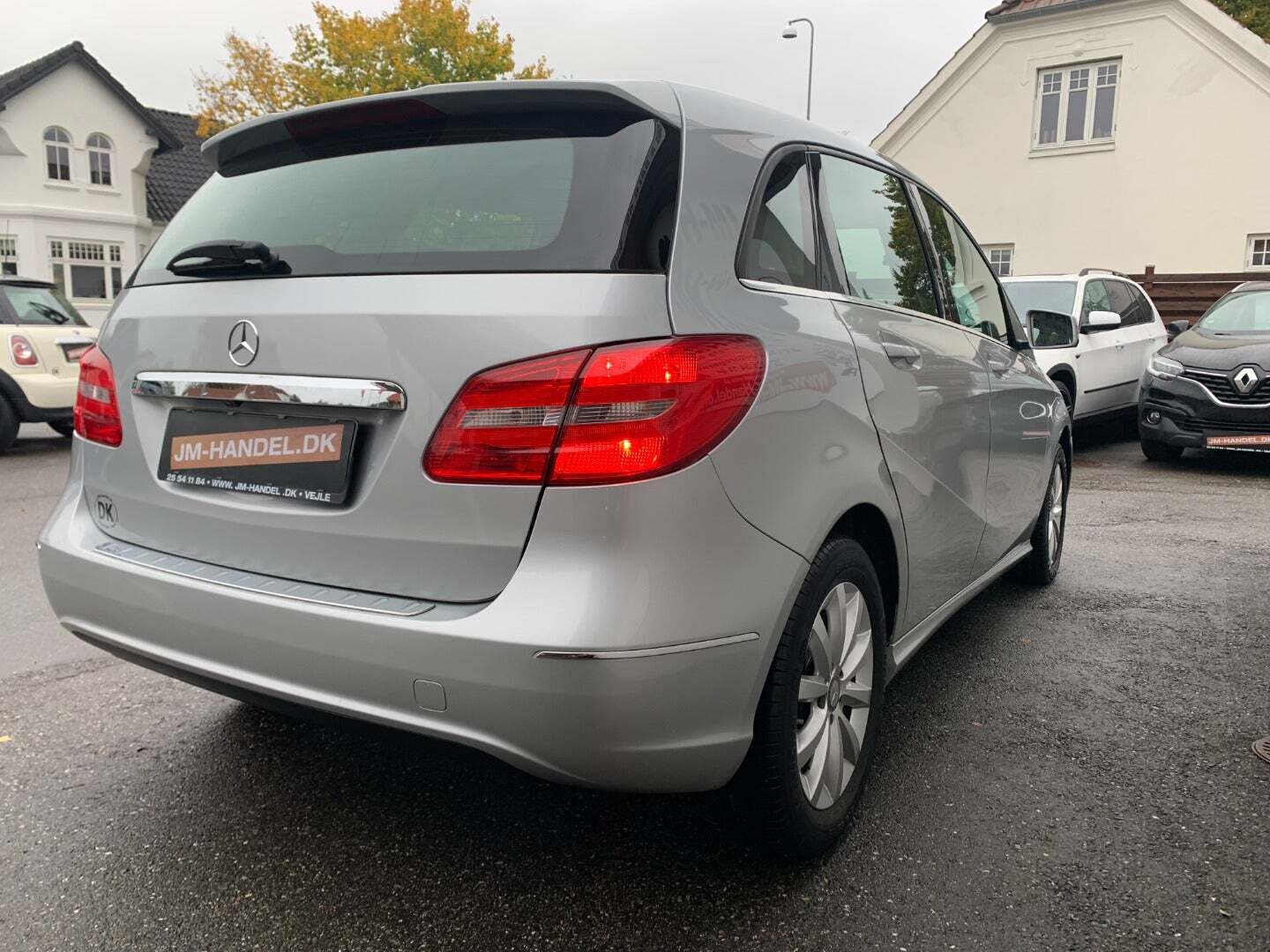 Mercedes B180
