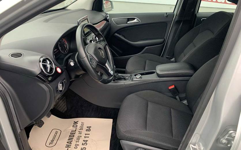 Mercedes B180