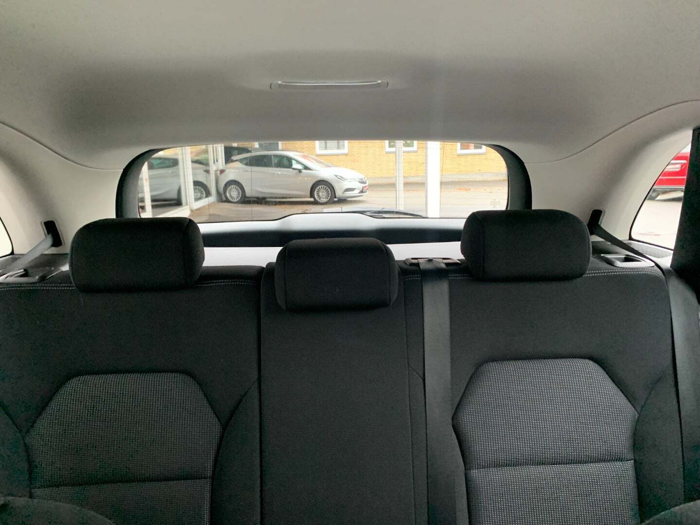Mercedes B180