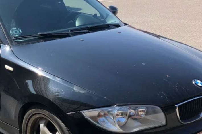 Sort BMW 116i fra 2004