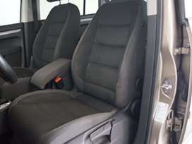 VW Touran 1,6 TDi 105 Comfortline DSG BM Van