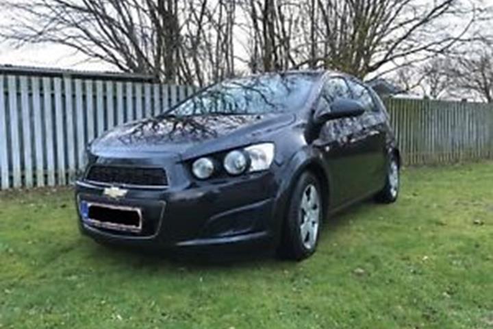 Sort Chevrolet Aveo fra 2013