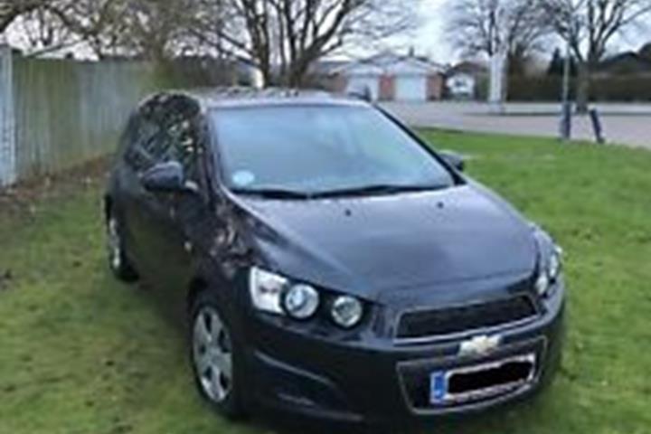 Sort Chevrolet Aveo fra 2013
