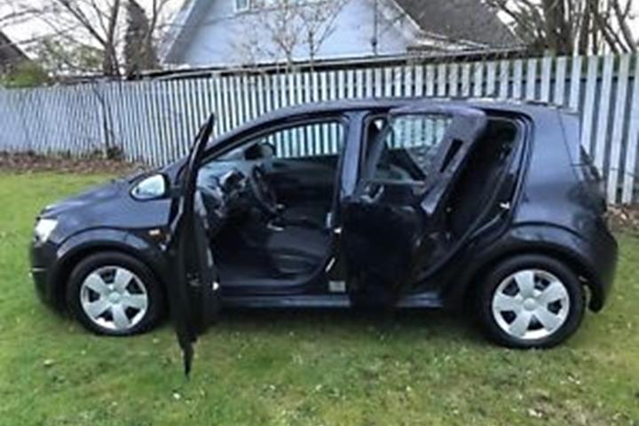Sort Chevrolet Aveo fra 2013