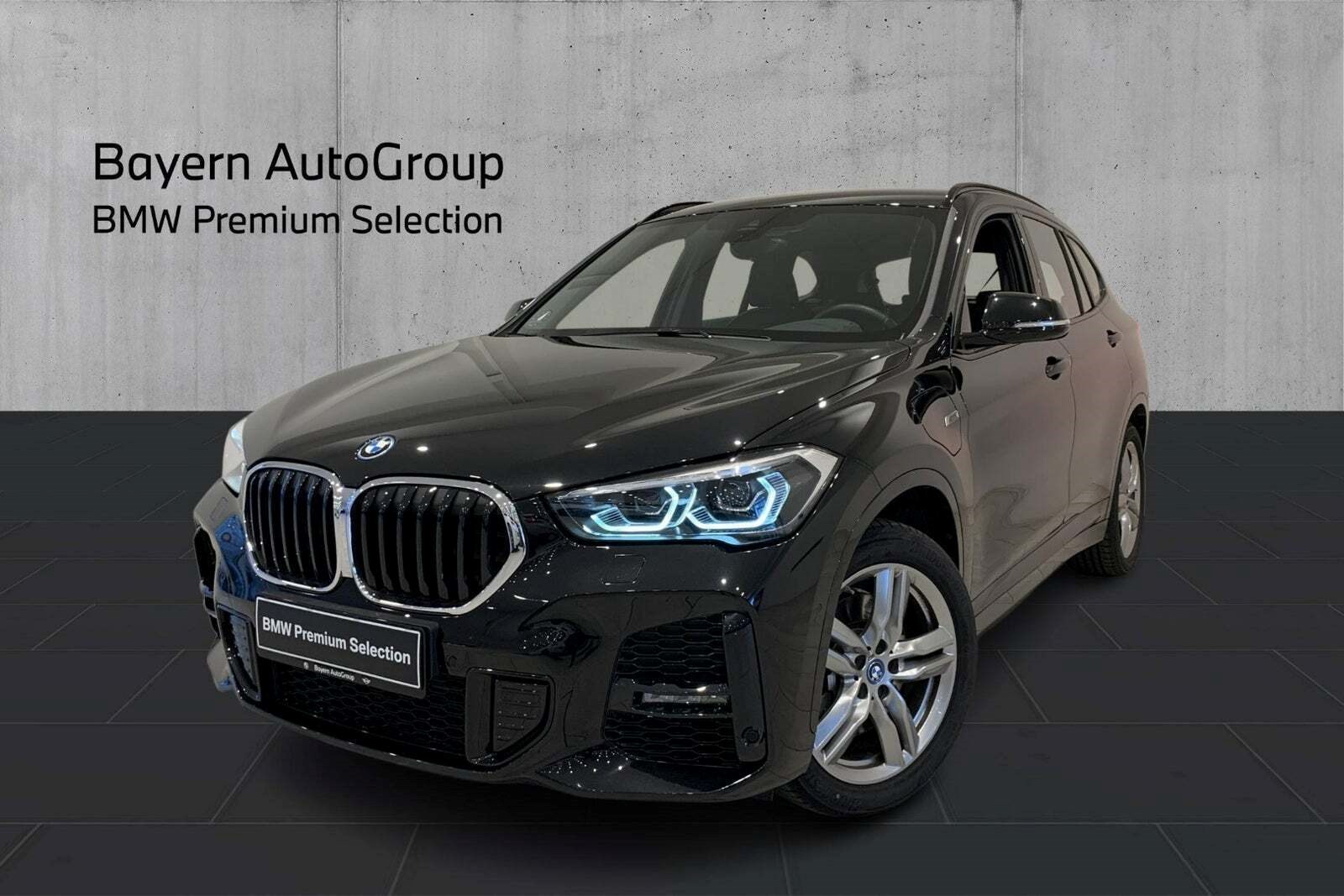 Guide til BMW X1 sDrive18i M Sport Steptronic (DKG) (Årgang 10/2022 - 11/2023)