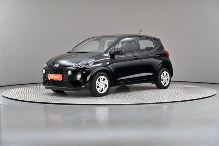 Grå Hyundai i10 fra 2021