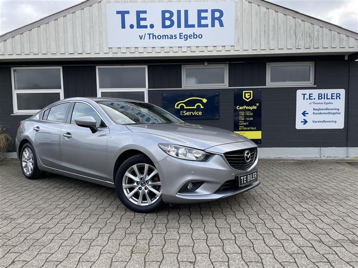 Grå Mazda 6 fra 2013