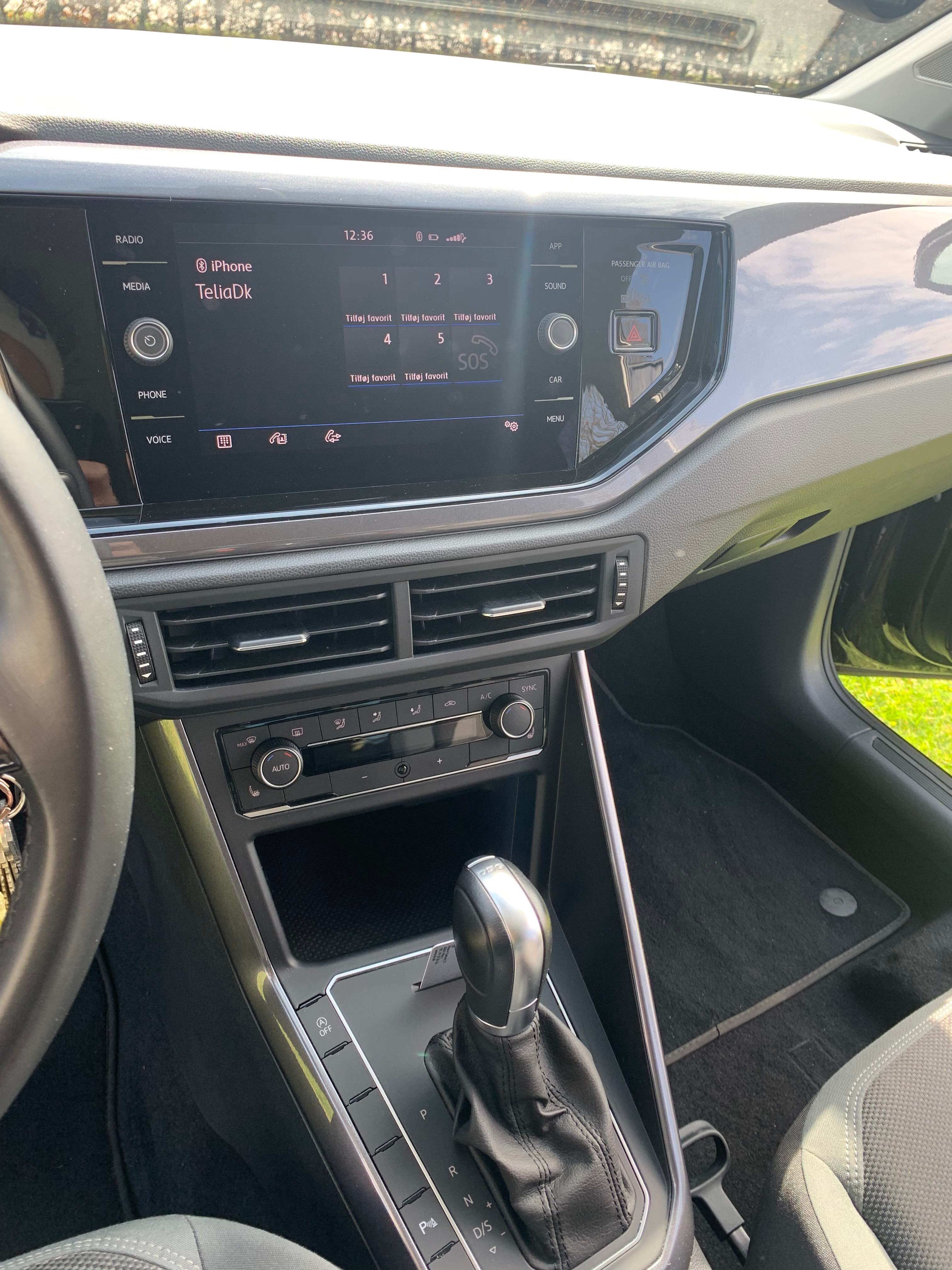 Sort VW Polo fra 2019